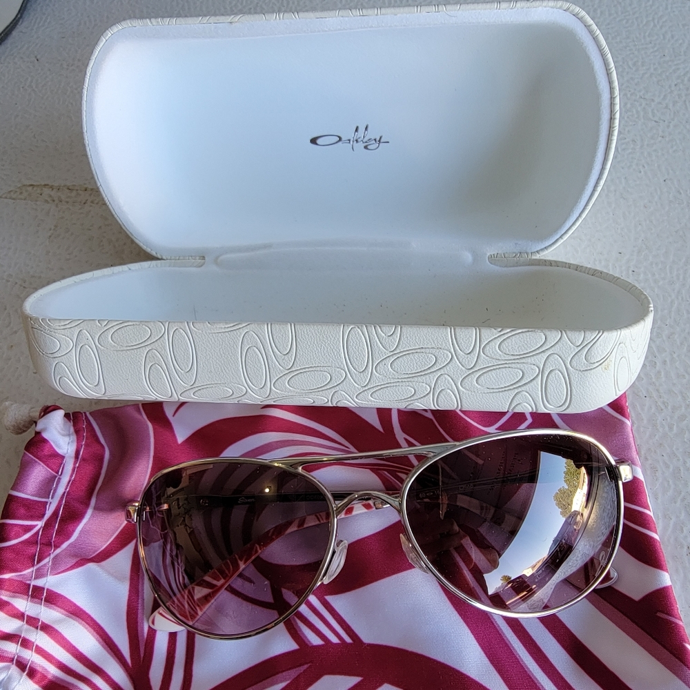 Womens Oakley Feedback Sunglasses